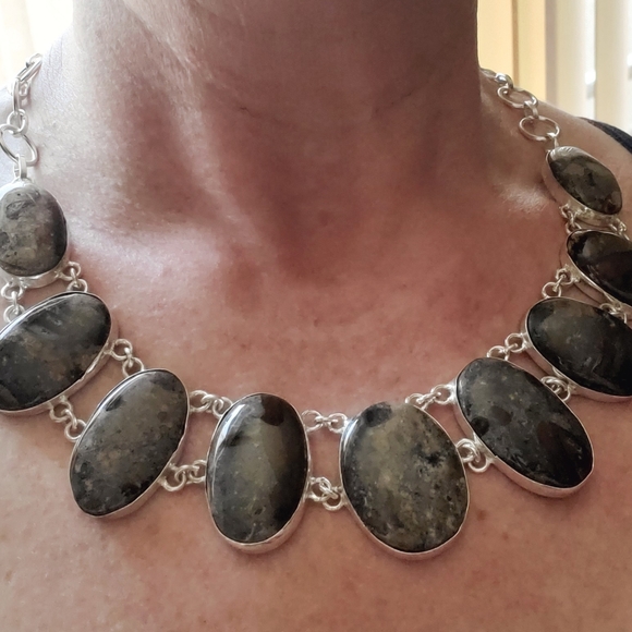New Amazing Oversized Rock Fossil Silver Statement Necklace. - Picture 5 of 16